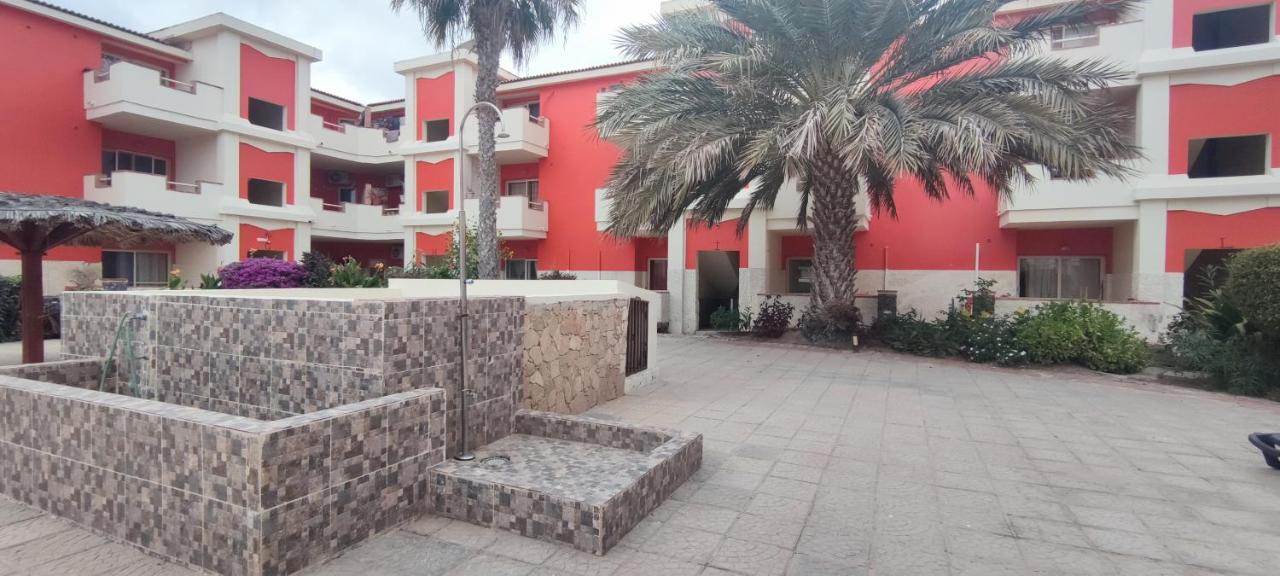 Sal Service Red Moradias Residence With Pool Santa Maria Esterno foto